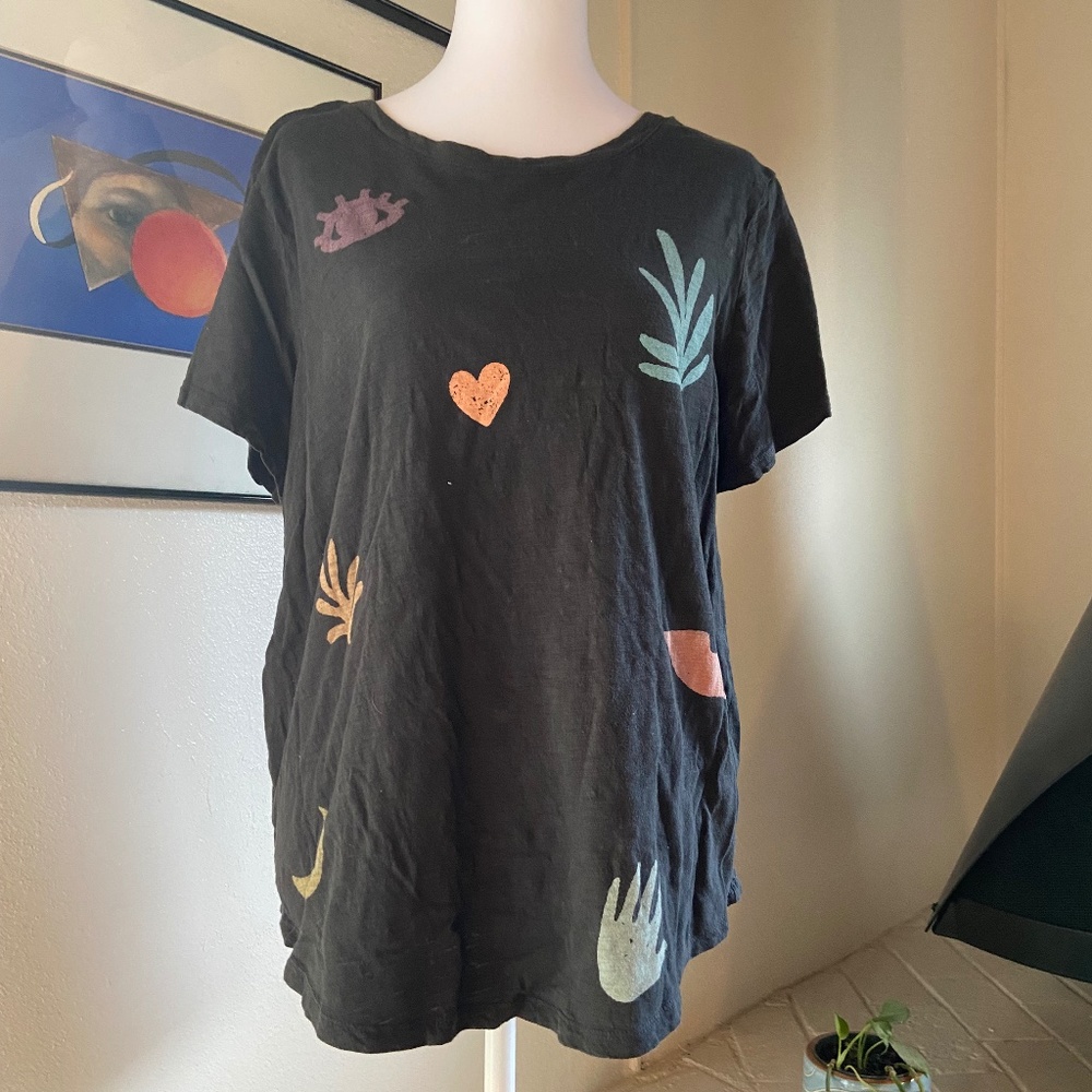 Old Navy Graphic T-Shirt